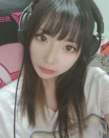女女恋脚崇拜vk_BD英语韩国电影在线观看