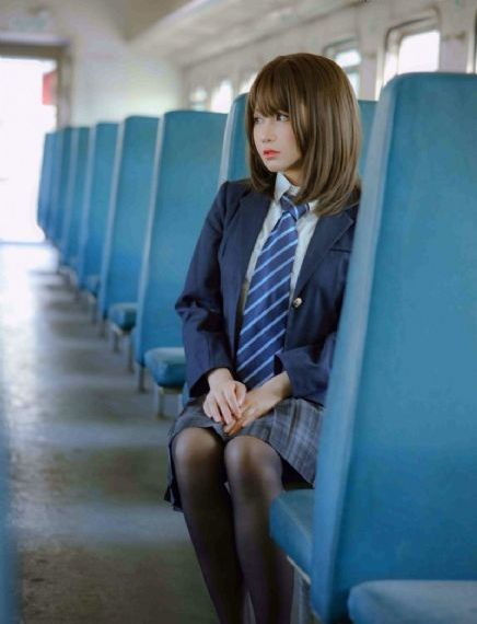 年轻的小姨子4_4K电影在线看